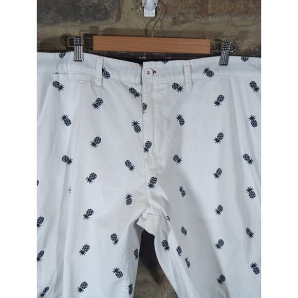 Beverly Hills Polo Club Shorts Men's 38‎ White Blue Pineapple Print Cruise - Picture 3 of 14